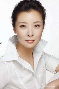 柯蓝个人资料图片,光影交织的演艺人生